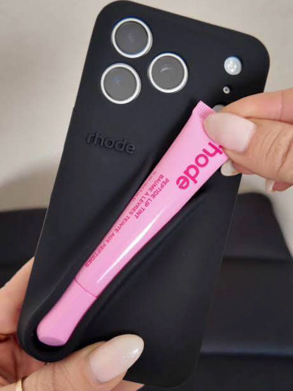 RHODE iphone 17 pro max Black Phone Case
